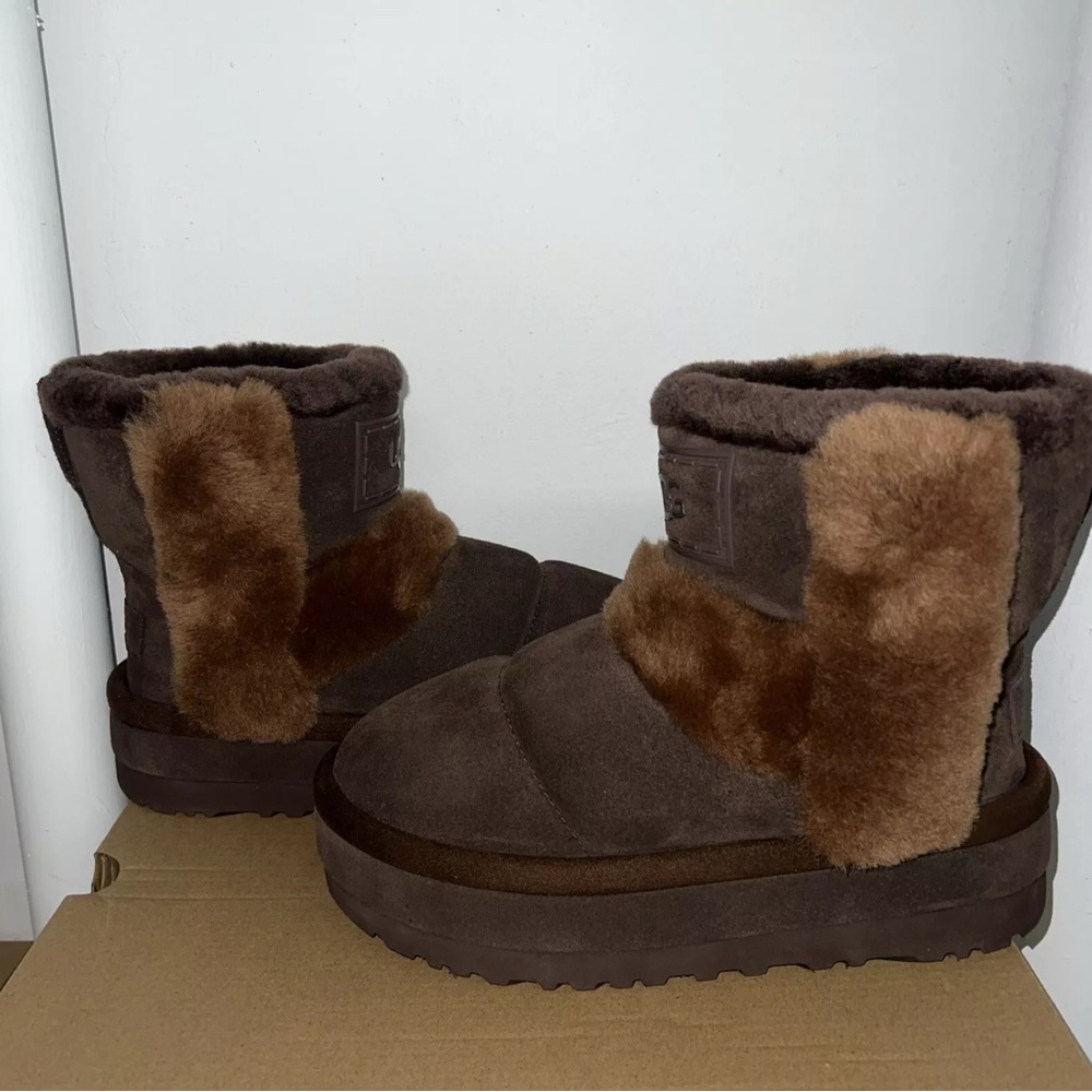 UGG CHILLAPEAK MINI